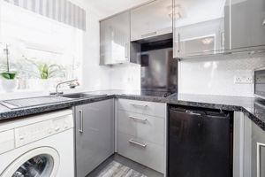 KITCHEN - click for photo gallery